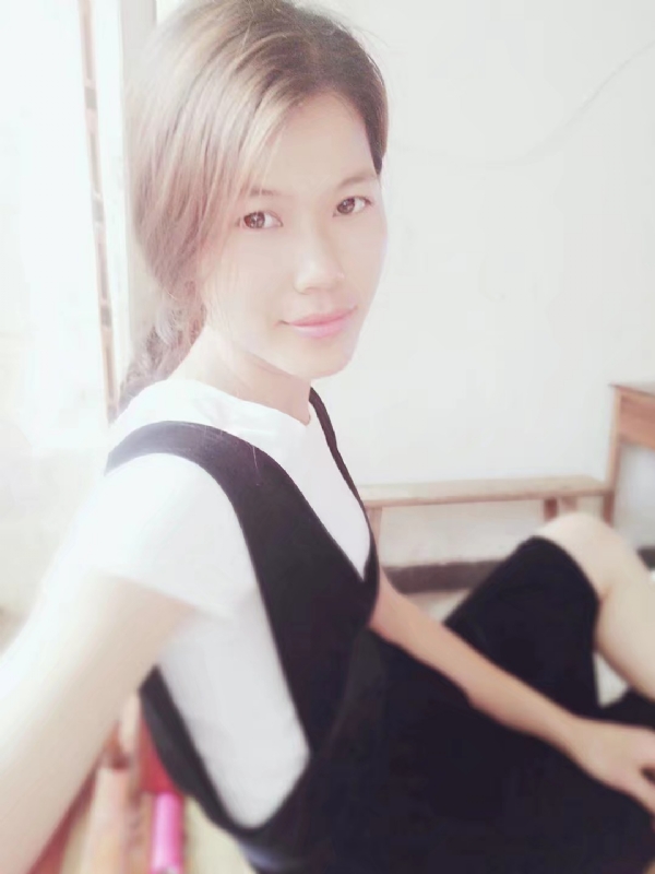 婷婷的第一张照片--玉林中老年相亲网