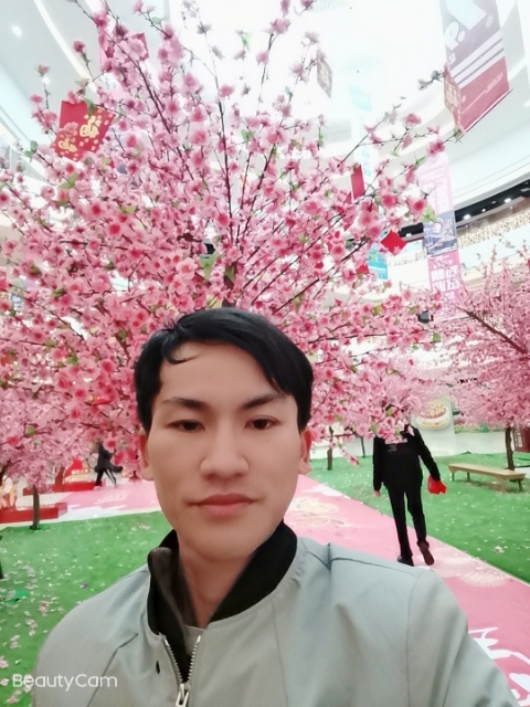 单身一人的第二张照片--玉林中老年相亲网