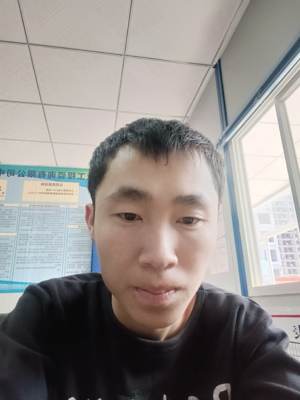 小哥哥的第二张照片--玉林中老年相亲网